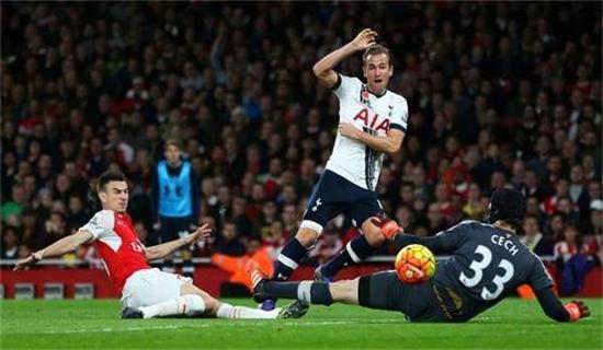 总是充满悬 总是充满悬